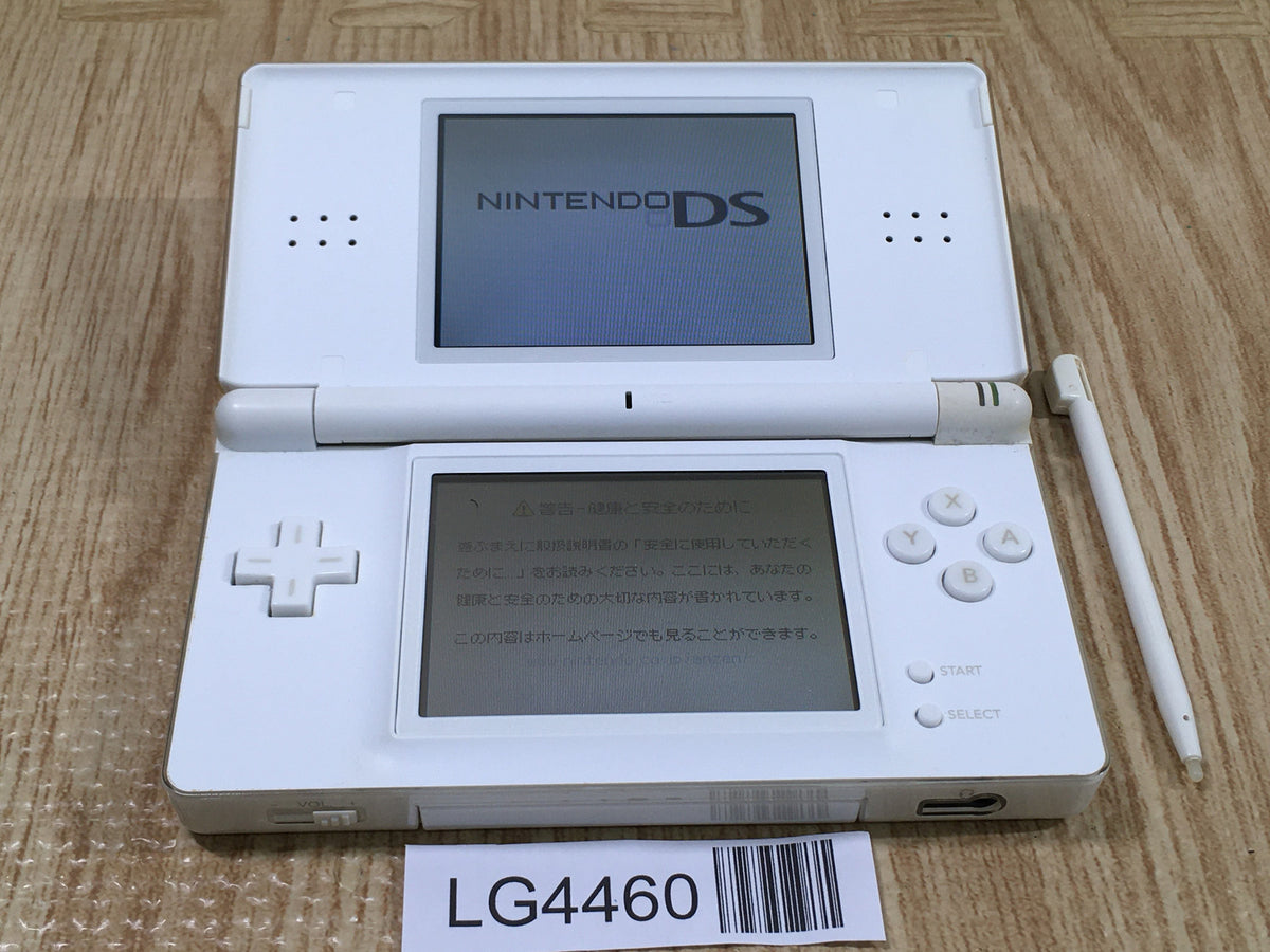 LG4460 Plz Read Item Condi Nintendo DS Lite Crystal White
