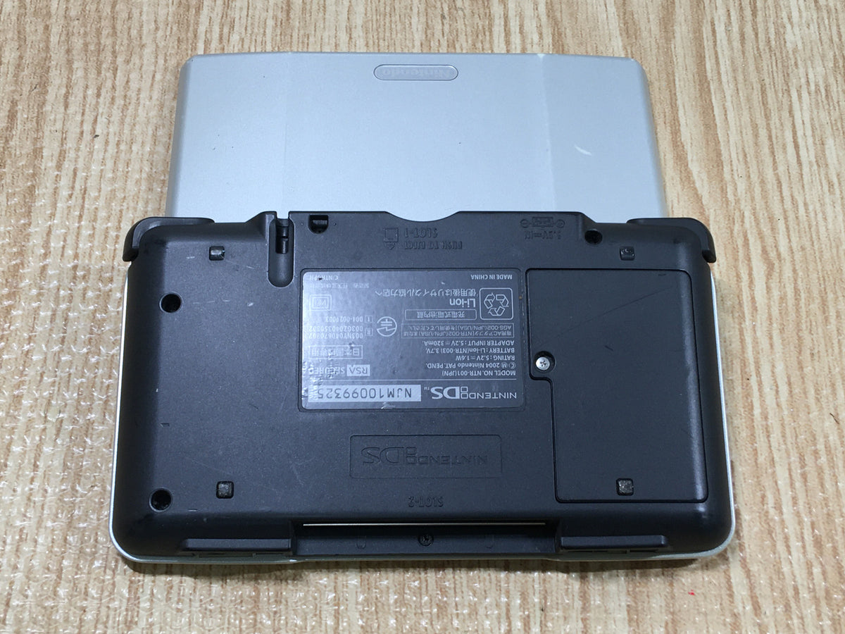 LG4958 With Defects - Nintendo DS Platinum Silver Console Japan