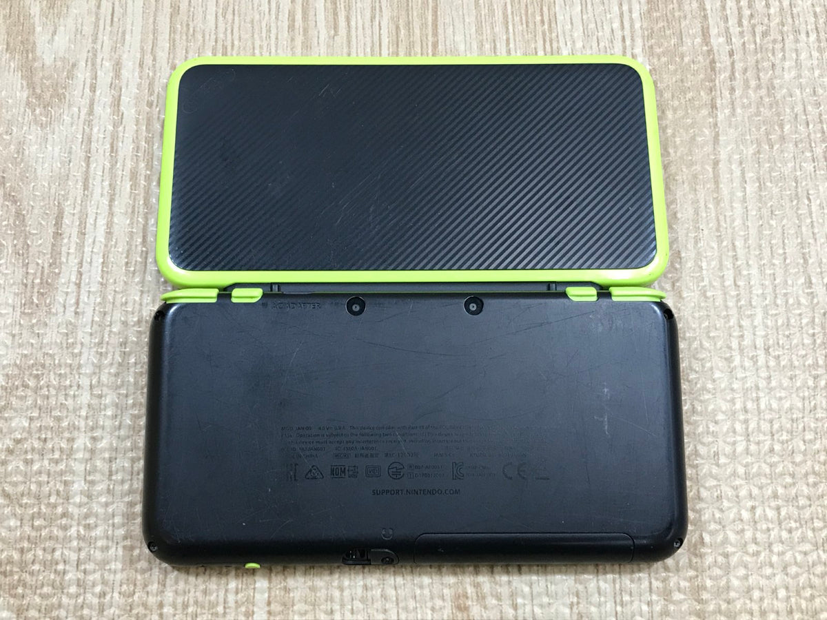 Nintendo 2DS LL XL BLACK LIME Console Nintendo Japan - With