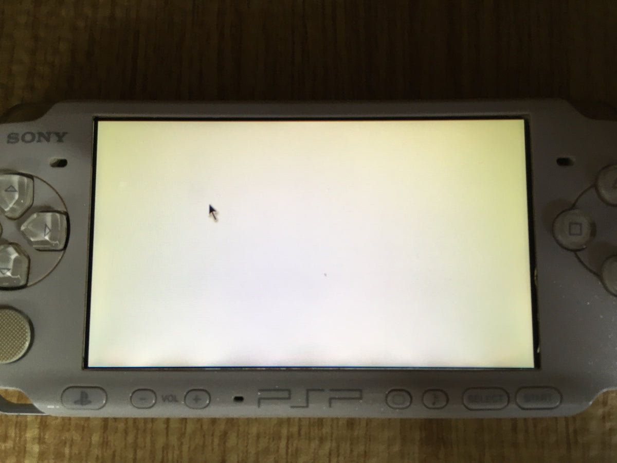 GD6993 Plz Read Item Condi PSP-3000 PEARL WHITE SONY PSP