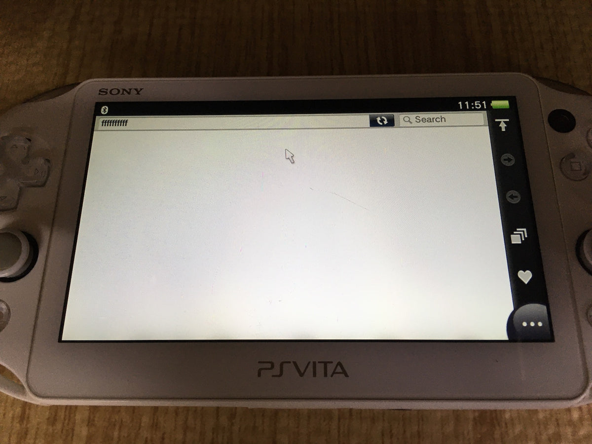 GD7198 Plz Read Note PS Vita PCH-2000 GOD EATER 2 White SONY