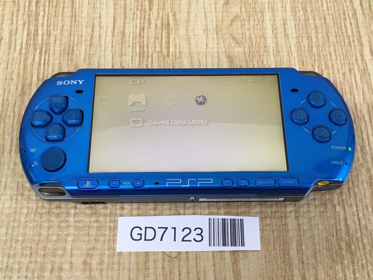 PSPー3000＋ディスク13個＋もろもろ PSPー3000＋ディスク13個＋もろもろ