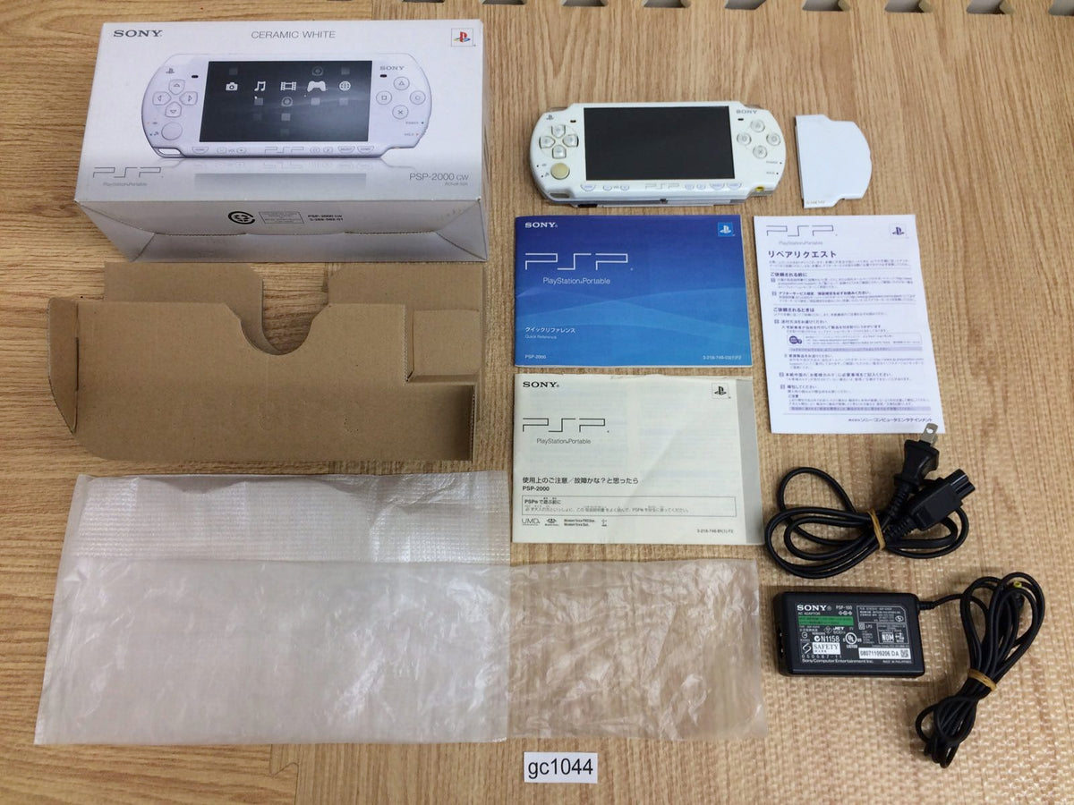 GC1044 Tested Working - PSP-2000 CERAMIC WHITE BOXED SONY PSP