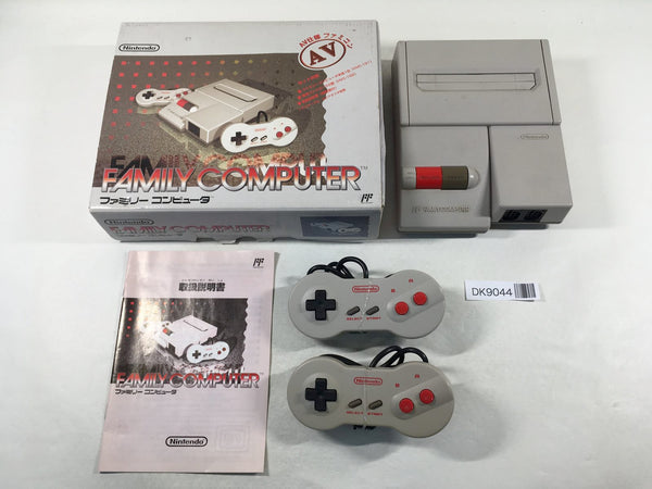 DK9044 AV NEW FAMICOM CONSOLE NES BOXED Japan