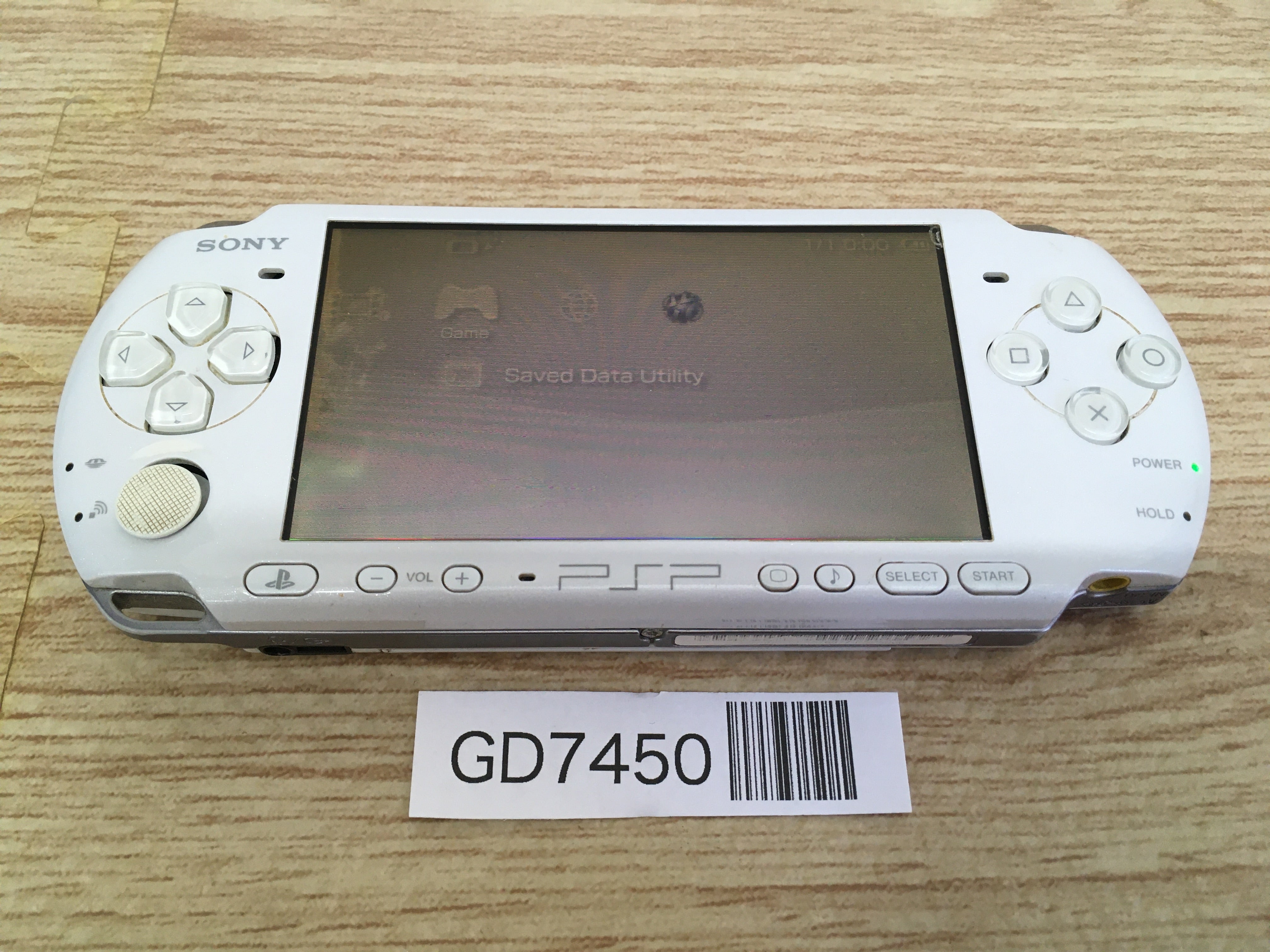PSP-3000 本体　パールホワイト 41thmWe3iwL._UF1000,1000_QL80_.jpg