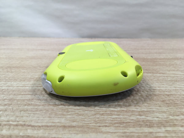 プレステビータ GD7474 Plz Read Item Co PS Vita PCH-2000 LIME GREEN WHITE