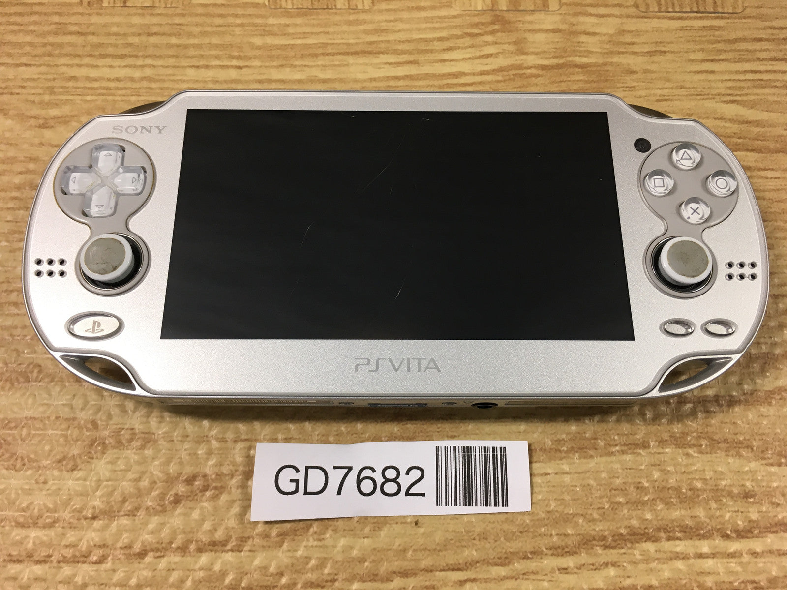 6-211 PSVITA PCH-1000 アイス・シルバー SONY PS Vita Console System PCH-1000 ICE SILVER Wi-fi Model