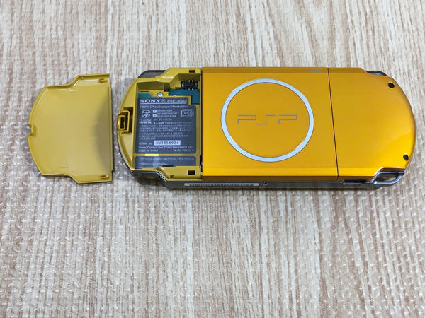 PSP 3000です GD8132 Plz Read Item Condi PSP-3000 BRIGHT YELLOW SONY PSP