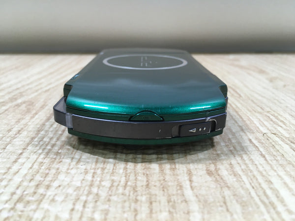 GD8869 Plz Read Item Condi PSP-3000 SPIRITED GREEN SONY PSP