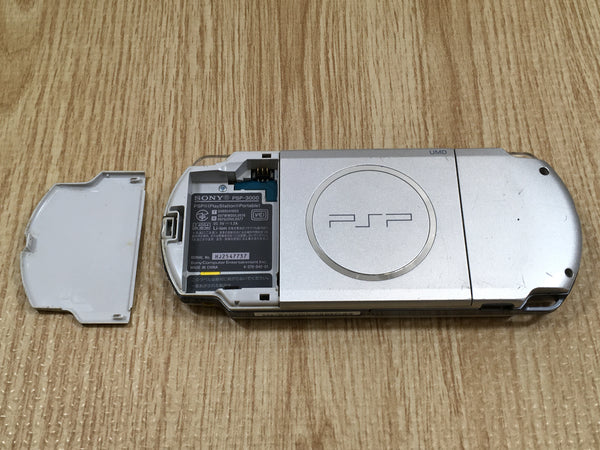 PSP 3000シルバー Sony PlayStation Portable PSP 3000 Silver - Compact System