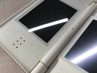 LG3400 Plz Read Item Condi Nintendo DS Lite Crystal White Console Japan