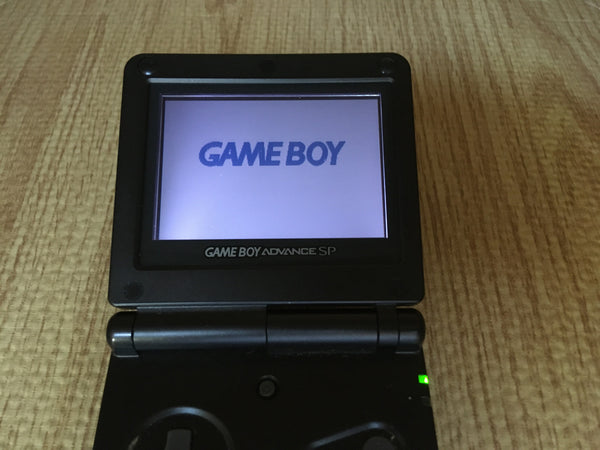 GAME BOY ADVANCE SP 本体とカセット４つ LG3418 GameBoy Advance SP Onyx Black BOXED Game Boy Console