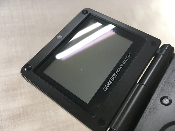 GAME BOY ADVANCE SP 本体とカセット４つ LG3418 GameBoy Advance SP Onyx Black BOXED Game Boy Console