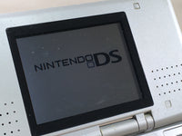 LG4218 Plz Read Item Condi Nintendo DS Platinum Silver Console Japan