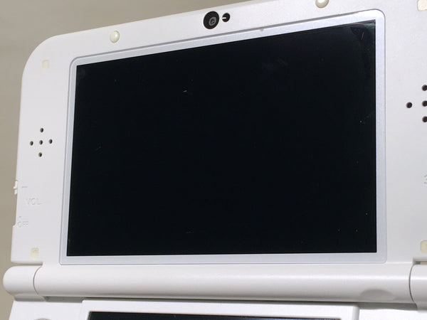 LG4672 Plz Read Item Condi Nintendo NEW 3DS LL XL PEARL