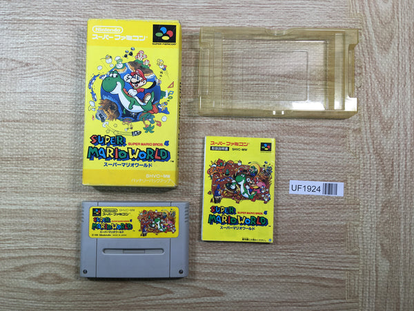 UF1924 Super Mario World BOXED SNES Super Famicom Japan