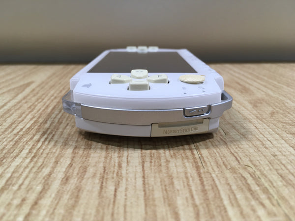 パニャです(*^^*) GD7152 Plz Read Item Condi PSP-1000 CERAMIC WHITE SONY PSP
