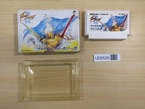 UE8526 Final Fantasy 3 BOXED NES Famicom Japan