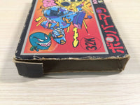 UE4833 Bomberman BOXED NES Famicom Japan