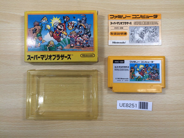 UE8251 Super Mario Bros. BOXED NES Famicom Japan