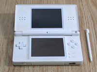 LG2275 Plz Read Item Condi Nintendo DS Lite Crystal White Console Japan