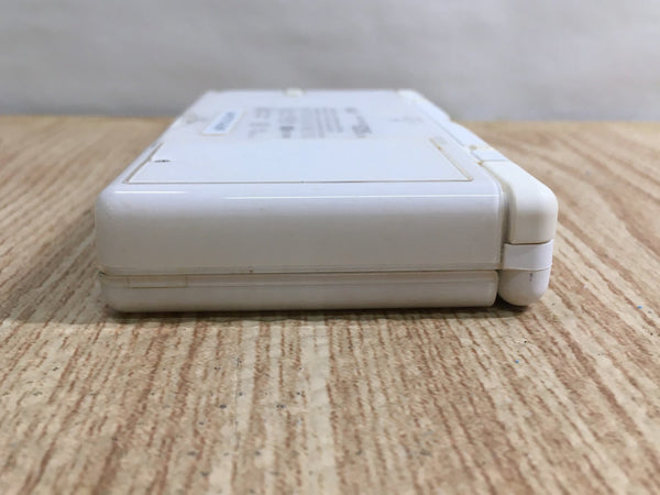 LG2462 Plz Read Item Condi Nintendo DS Lite Crystal White