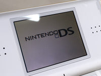 LG2173 Plz Read Item Condi Nintendo DS Lite Crystal White Console Japan
