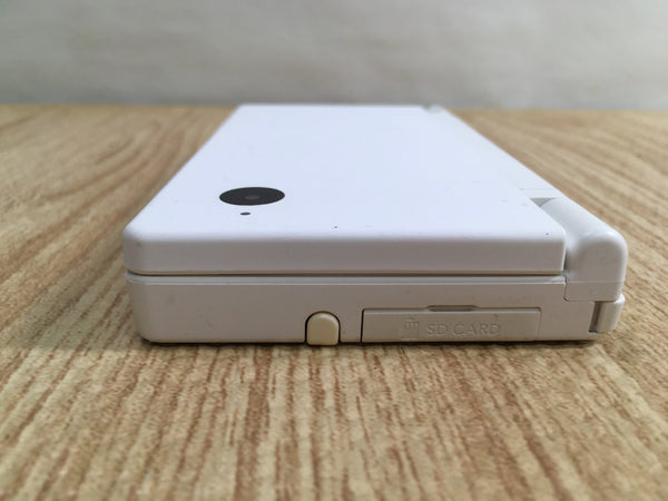 LG2388 Plz Read Item Condi Nintendo DSi DS White Console
