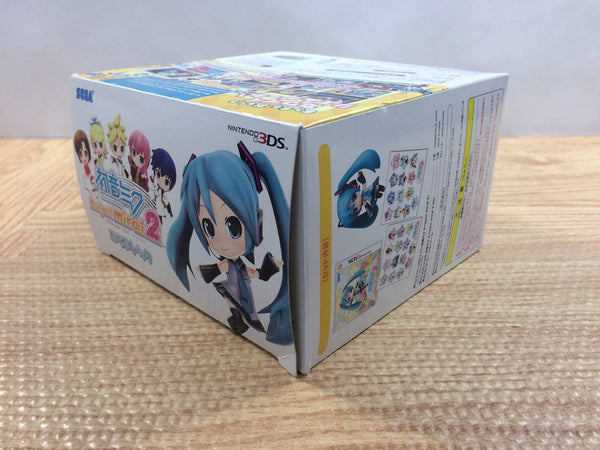 FG7183 Hatsune Miku Project Mirai 2 BOXED Nintendo 3DS Japan