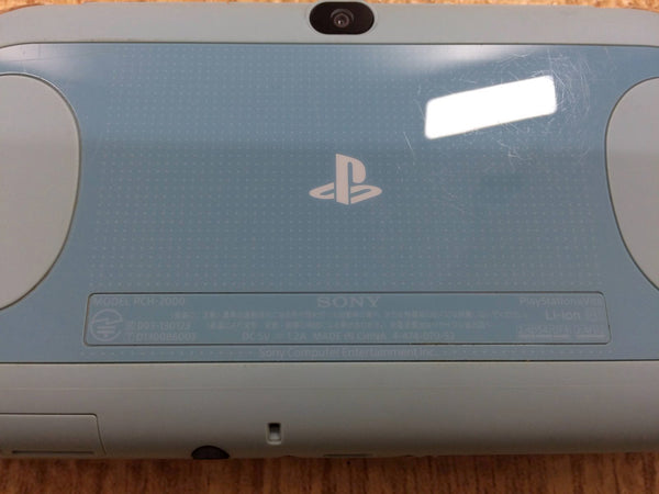 gb8400 PS Vita PCH-2000 LIGHT BLUE & WIHTE SONY PSP Console